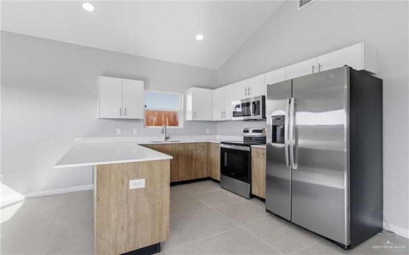 2612 Mockingbird Road unit: 2 #2, Weslaco, TX 78596, 2 Habitaciones Habitaciones , ,2 BañosBaños,Residential,En Venta,2612 Mockingbird Road unit: 2,0,484454