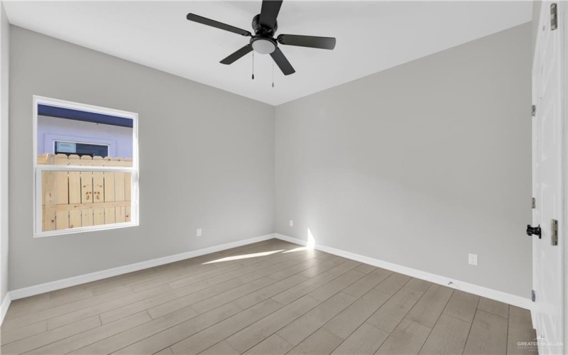 909 13th Street unit: 3 #3, Alamo, TX 78589, 3 Habitaciones Habitaciones , ,2 BañosBaños,Residential,En Venta,909 13th Street unit: 3,0,486137