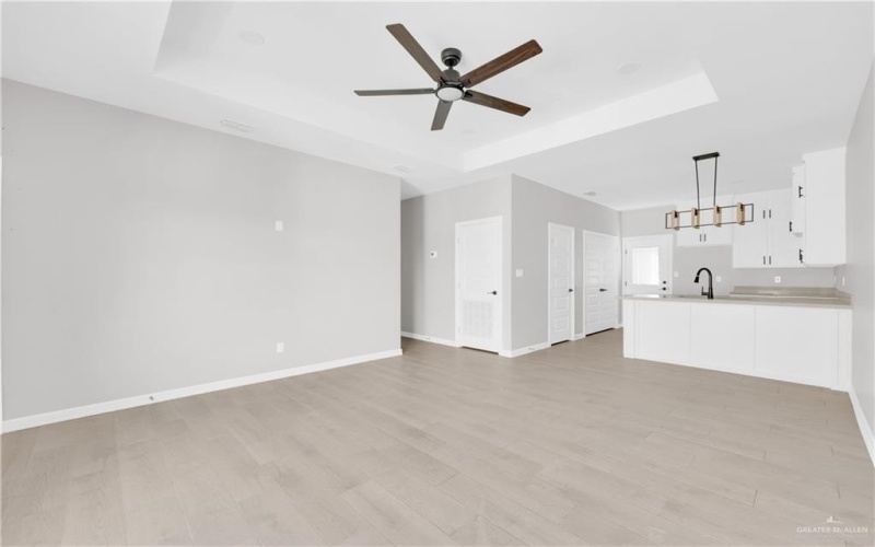 913 13th Street unit: 2 #2, Alamo, TX 78589, 2 Bedrooms Bedrooms, ,2 BathroomsBathrooms,Residential,For Sale,913 13th Street unit: 2,0,486140