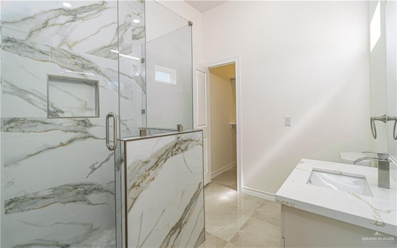 2804 Magnolia Drive E, San Juan, TX 78589, 3 Bedrooms Bedrooms, ,3 BathroomsBathrooms,Residential,For Sale,2804 Magnolia Drive E,0,486607