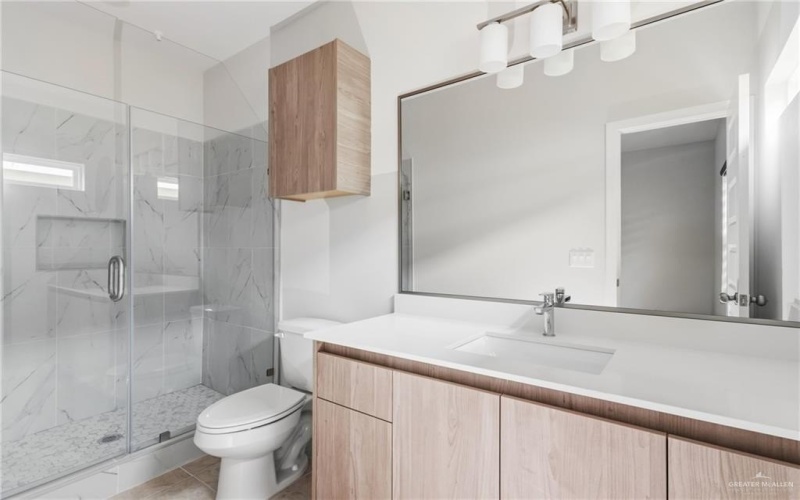 402 N Alexandrite Avenue unit: 1 #1, Edinburg, TX 78541, 2 Bedrooms Bedrooms, ,2 BathroomsBathrooms,Residential,For Sale,402 N Alexandrite Avenue unit: 1,0,487999