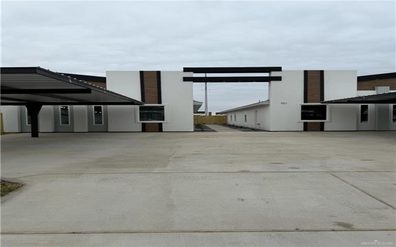 701 N Alexandrite Avenue unit: 1 #1, Edinburg, TX 78541, 3 Habitaciones Habitaciones , ,2 BañosBaños,Residential,En Venta,701 N Alexandrite Avenue unit: 1,0,490624