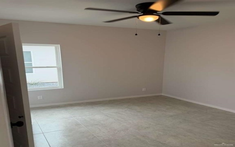 701 N Alexandrite Avenue unit: 1 #1, Edinburg, TX 78541, 3 Habitaciones Habitaciones , ,2 BañosBaños,Residential,En Venta,701 N Alexandrite Avenue unit: 1,0,490624