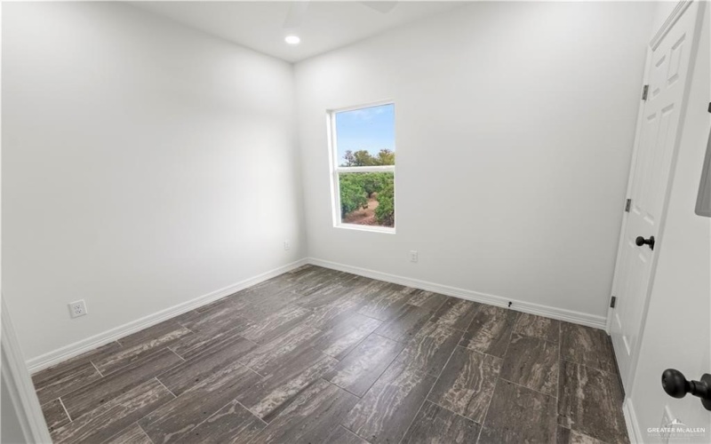 1409 E Karen Drive unit: B #B, Alton, TX 78573, 2 Bedrooms Bedrooms, ,2 BathroomsBathrooms,Residential,For Sale,1409 E Karen Drive unit: B,0,491154