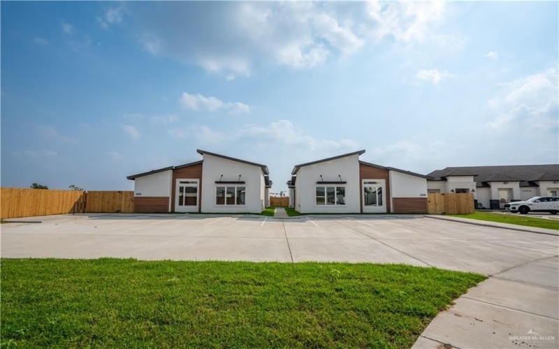 3508 Hidalgo Circle unit: A #A, Brownsville, TX 78520, 2 Habitaciones Habitaciones , ,2 BañosBaños,Residential,En Venta,3508 Hidalgo Circle unit: A,0,492045