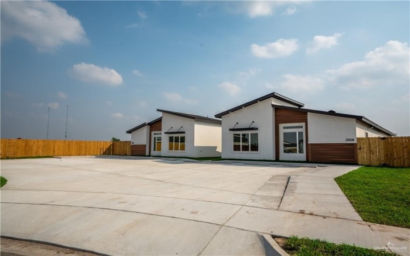 3508 Hidalgo Circle unit: A #A, Brownsville, TX 78520, 2 Habitaciones Habitaciones , ,2 BañosBaños,Residential,En Venta,3508 Hidalgo Circle unit: A,0,492045