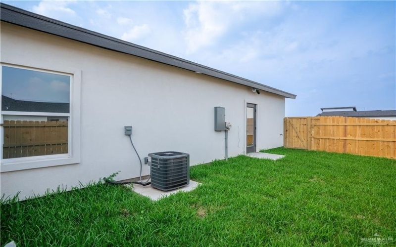 3604 Hidalgo Circle unit: A #A, Brownsville, TX 78520, 2 Habitaciones Habitaciones , ,2 BañosBaños,Residential,En Venta,3604 Hidalgo Circle unit: A,0,492064