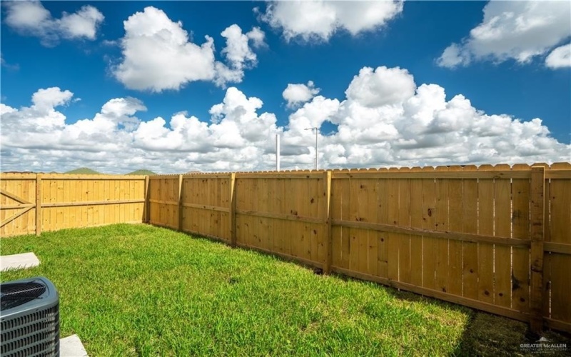 3604 Hidalgo Circle unit: A #A, Brownsville, TX 78520, 2 Habitaciones Habitaciones , ,2 BañosBaños,Residential,En Venta,3604 Hidalgo Circle unit: A,0,492064