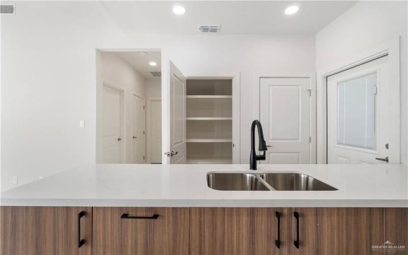 3501 Jessica Lane unit: 3 #3, Weslaco, TX 78596, 2 Habitaciones Habitaciones , ,2 BañosBaños,Residential,En Venta,3501 Jessica Lane unit: 3,0,493465