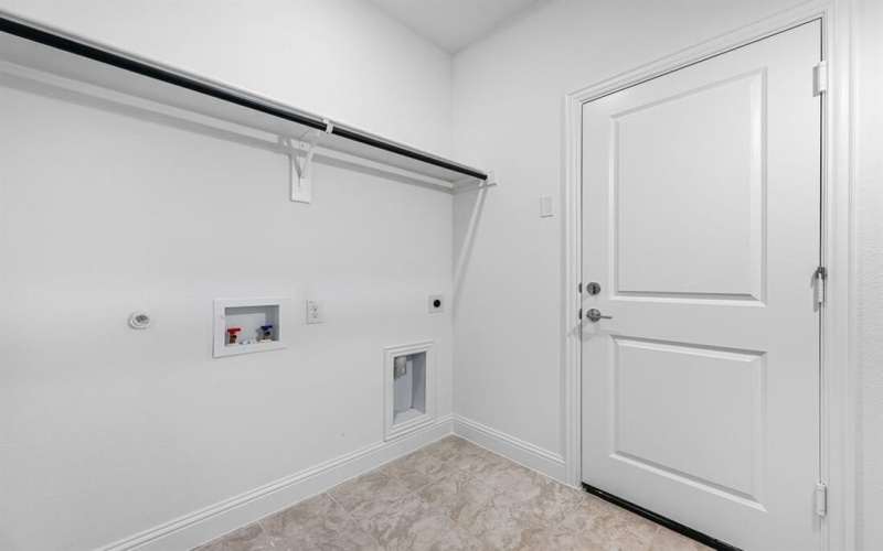 128 North Sky Drive, Celina, TX 75009, 3 Bedrooms Bedrooms, ,2 BathroomsBathrooms,Residential,For Sale,128 North Sky Drive,0,21028981