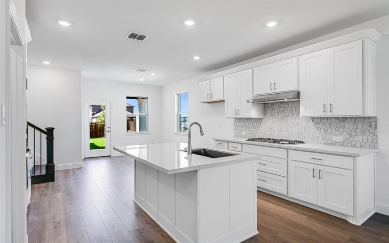 128 North Sky Drive, Celina, TX 75009, 3 Bedrooms Bedrooms, ,2 BathroomsBathrooms,Residential,For Sale,128 North Sky Drive,0,21028981