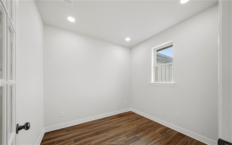 105 Court-Side Drive, Snook, TX 77878, 4 Habitaciones Habitaciones , ,2 BañosBaños,Residential,En Venta,105 Court-Side Drive,0,26001094