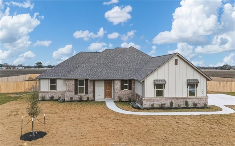 105 Court-Side Drive, Snook, TX 77878, 4 Habitaciones Habitaciones , ,2 BañosBaños,Residential,En Venta,105 Court-Side Drive,0,26001094