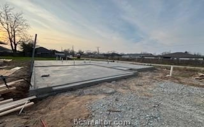 716 N Perkins, Franklin, TX 77856, 3 Bedrooms Bedrooms, ,2 BathroomsBathrooms,Residential,For Sale,716 N Perkins,0,26001195