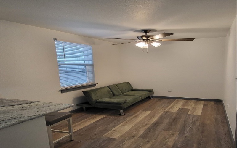 922 W Lakeside Drive unit: 4 #4, Corpus Christi, TX 78418, 1 Bedroom Bedrooms, ,1 BathroomBathrooms,Residential,For Sale,922 W Lakeside Drive unit: 4,0,470783