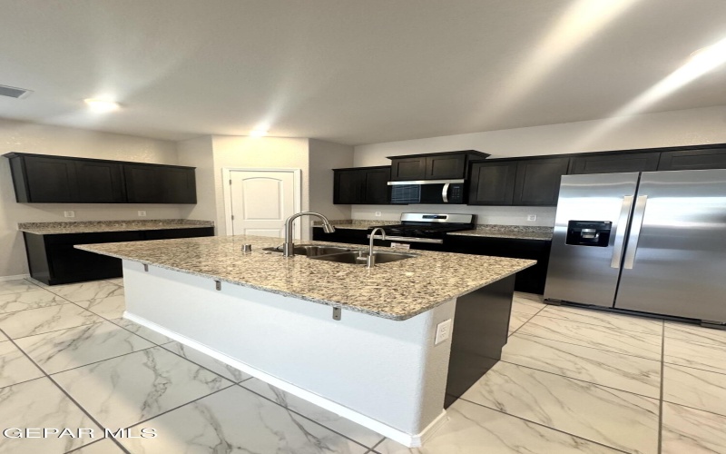 15129 RESOLVE Drive, El Paso, TX 79938, 4 Habitaciones Habitaciones , ,1 BañoBaños,Residential,En Venta,15129 RESOLVE Drive,0,937400