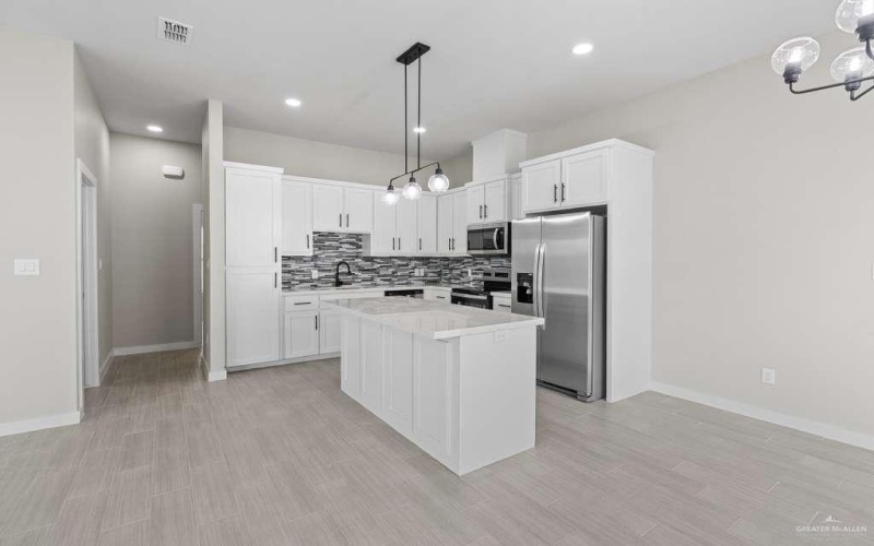 2401 Zinnia Street, Weslaco, TX 78599, 4 Bedrooms Bedrooms, ,2 BathroomsBathrooms,Residential,For Sale,2401 Zinnia Street,0,493455