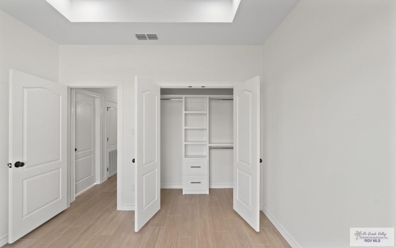 124 MARIGOLD RD, LOS FRESNOS, TX 78566, 3 Habitaciones Habitaciones , ,2 BañosBaños,Residential,En Venta,124 MARIGOLD RD,0,29771742