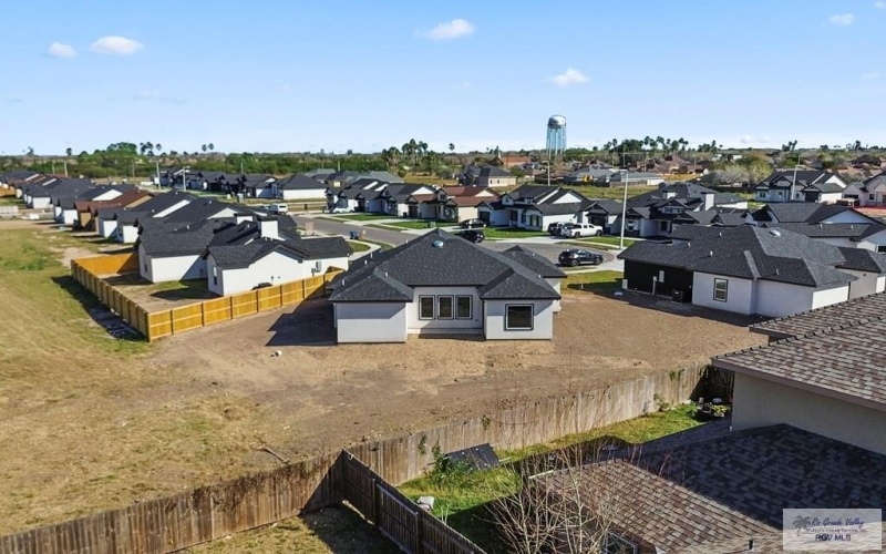 124 MARIGOLD RD, LOS FRESNOS, TX 78566, 3 Habitaciones Habitaciones , ,2 BañosBaños,Residential,En Venta,124 MARIGOLD RD,0,29771742