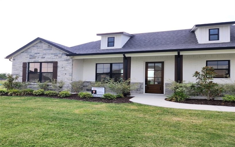 4701 Christie Avenue, Caddo Mills, TX 75135, 3 Bedrooms Bedrooms, ,2 BathroomsBathrooms,Residential,For Sale,4701 Christie Avenue,0,20496792