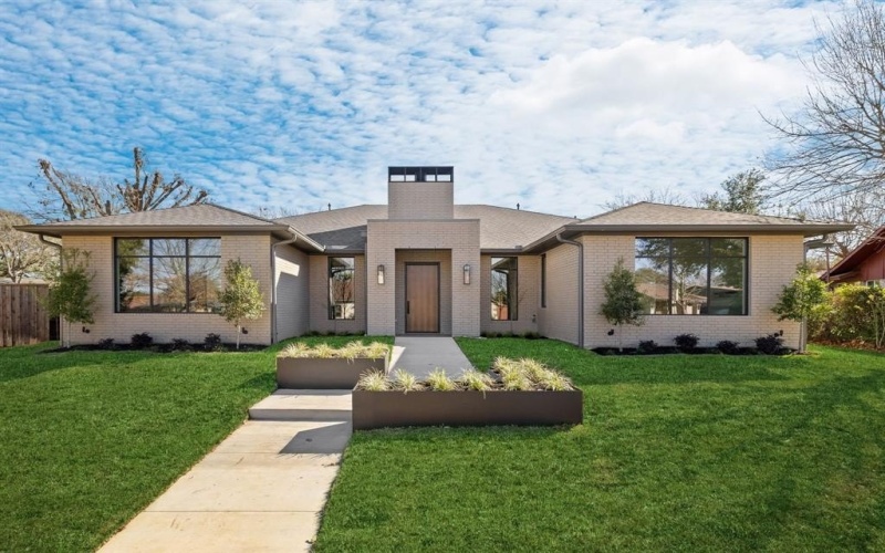 3832 Blue Trace Lane, Farmers Branch, TX 75244, 4 Habitaciones Habitaciones , ,5 BañosBaños,Residential,En Venta,3832 Blue Trace Lane,0,21157244