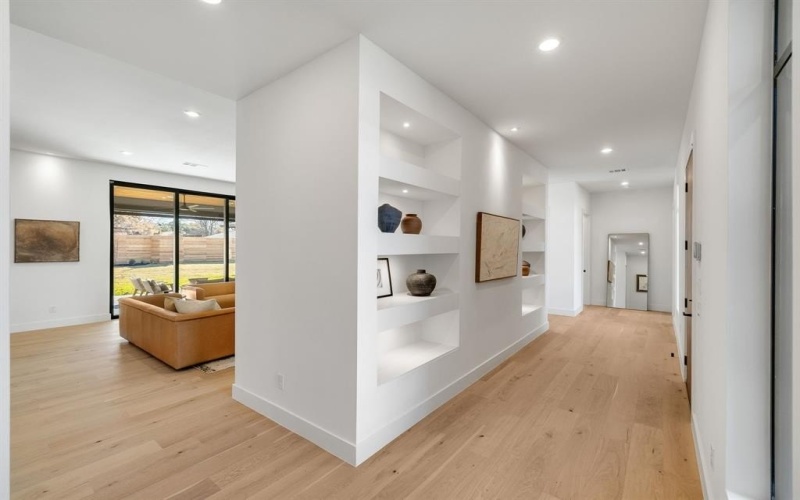 3832 Blue Trace Lane, Farmers Branch, TX 75244, 4 Habitaciones Habitaciones , ,5 BañosBaños,Residential,En Venta,3832 Blue Trace Lane,0,21157244