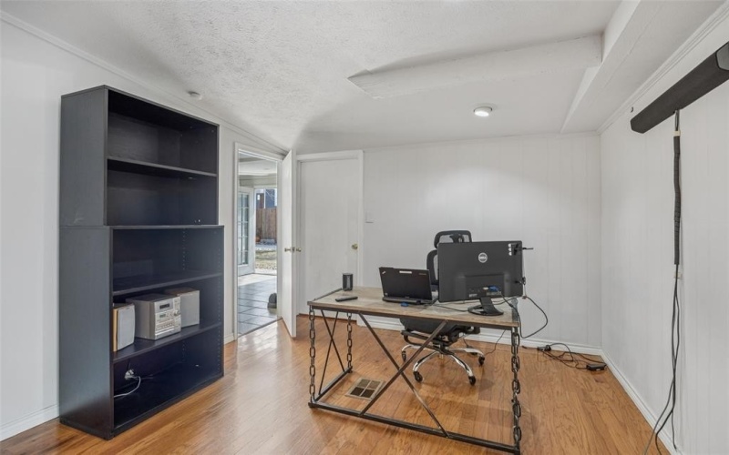 9740 Dartridge Drive, Dallas, TX 75238, 3 Bedrooms Bedrooms, ,2 BathroomsBathrooms,Residential,For Sale,9740 Dartridge Drive,0,21160673