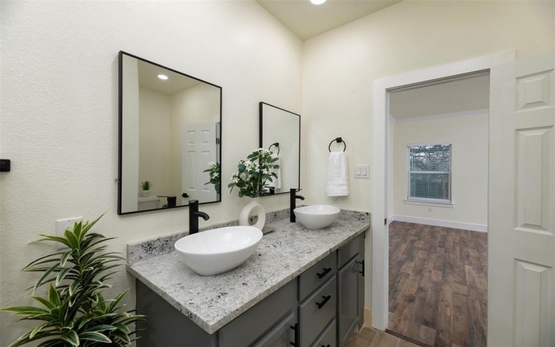 2621 Canton Drive, Fort Worth, TX 76112, 3 Habitaciones Habitaciones , ,2 BañosBaños,Residential,En Venta,2621 Canton Drive,0,21161654