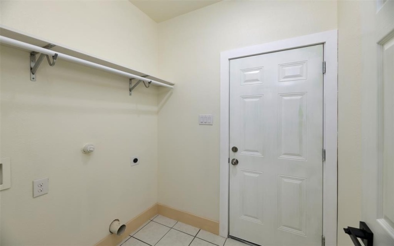 2621 Canton Drive, Fort Worth, TX 76112, 3 Habitaciones Habitaciones , ,2 BañosBaños,Residential,En Venta,2621 Canton Drive,0,21161654