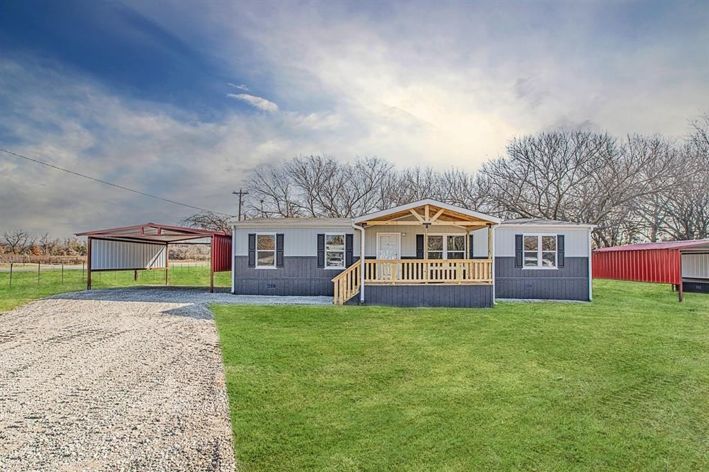 101 Kelly Court, Azle, TX 76020, 4 Bedrooms Bedrooms, ,2 BathroomsBathrooms,Residential,For Sale,101 Kelly Court,0,21162850