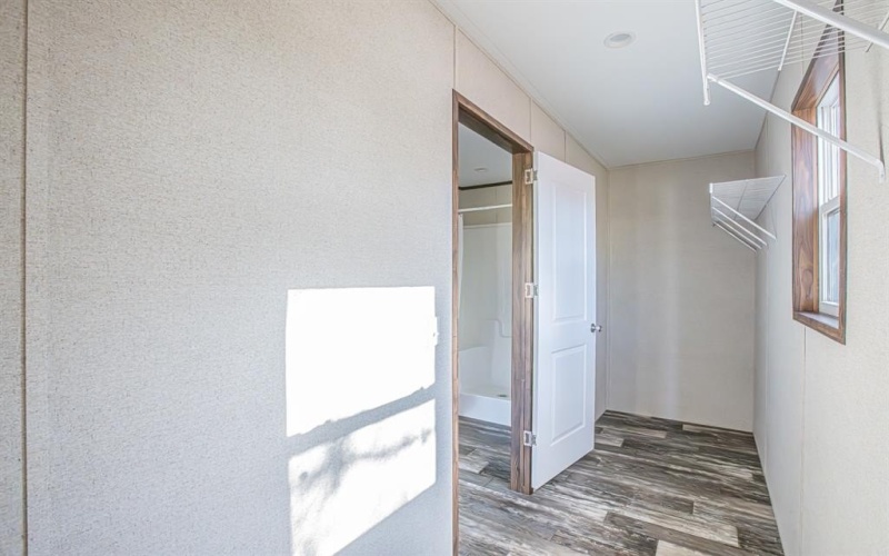 101 Kelly Court, Azle, TX 76020, 4 Bedrooms Bedrooms, ,2 BathroomsBathrooms,Residential,For Sale,101 Kelly Court,0,21162850