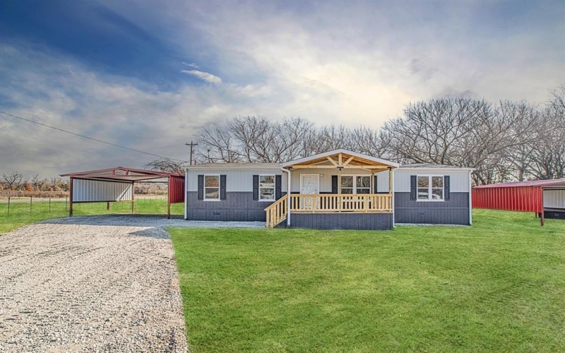 101 Kelly Court, Azle, TX 76020, 4 Bedrooms Bedrooms, ,2 BathroomsBathrooms,Residential,For Sale,101 Kelly Court,0,21162850