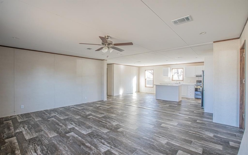 101 Kelly Court, Azle, TX 76020, 4 Bedrooms Bedrooms, ,2 BathroomsBathrooms,Residential,For Sale,101 Kelly Court,0,21162850