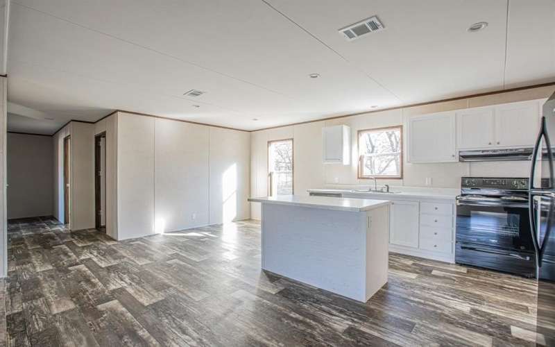 101 Kelly Court, Azle, TX 76020, 4 Bedrooms Bedrooms, ,2 BathroomsBathrooms,Residential,For Sale,101 Kelly Court,0,21162850