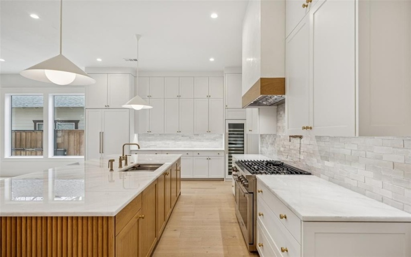 5438 Bonita Avenue, Dallas, TX 75206, 4 Habitaciones Habitaciones , ,5 BañosBaños,Residential,En Venta,5438 Bonita Avenue,0,21163511