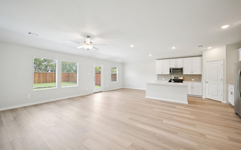 2207 Rannoch Street, Sherman, TX 75092, 3 Habitaciones Habitaciones , ,2 BañosBaños,Residential,En Venta,2207 Rannoch Street,0,21165439