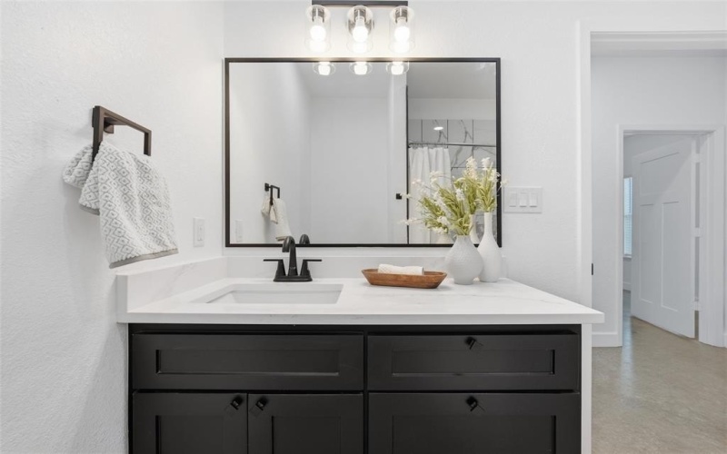 1813 Post Oak Drive, Waco, TX 76705, 3 Bedrooms Bedrooms, ,2 BathroomsBathrooms,Residential,For Sale,1813 Post Oak Drive,0,21165458