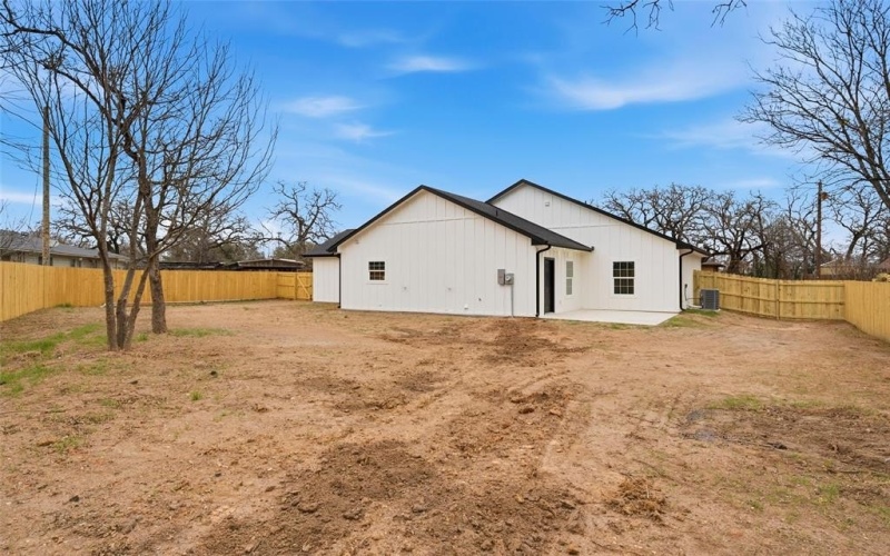1813 Post Oak Drive, Waco, TX 76705, 3 Bedrooms Bedrooms, ,2 BathroomsBathrooms,Residential,For Sale,1813 Post Oak Drive,0,21165458