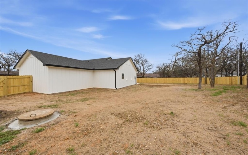 1813 Post Oak Drive, Waco, TX 76705, 3 Bedrooms Bedrooms, ,2 BathroomsBathrooms,Residential,For Sale,1813 Post Oak Drive,0,21165458