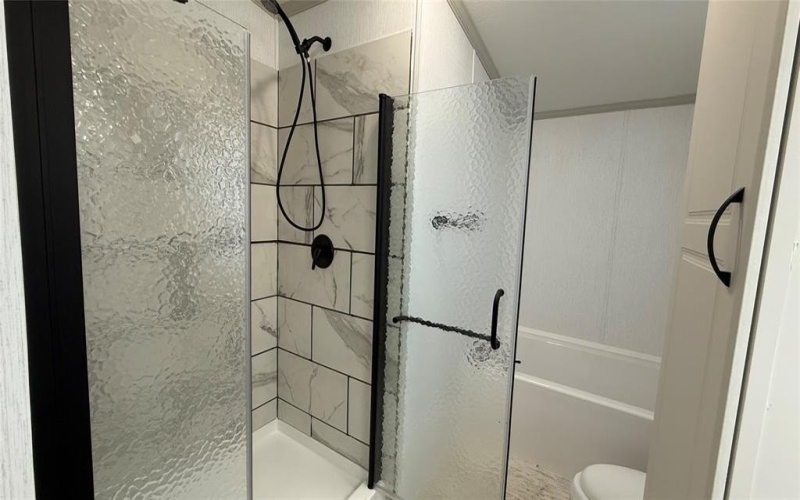 244 Overland Trail, Runaway Bay, TX 76426, 3 Habitaciones Habitaciones , ,2 BañosBaños,Residential,En Venta,244 Overland Trail,0,21165460