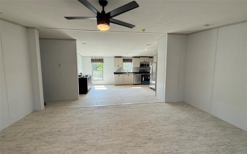 244 Overland Trail, Runaway Bay, TX 76426, 3 Habitaciones Habitaciones , ,2 BañosBaños,Residential,En Venta,244 Overland Trail,0,21165460