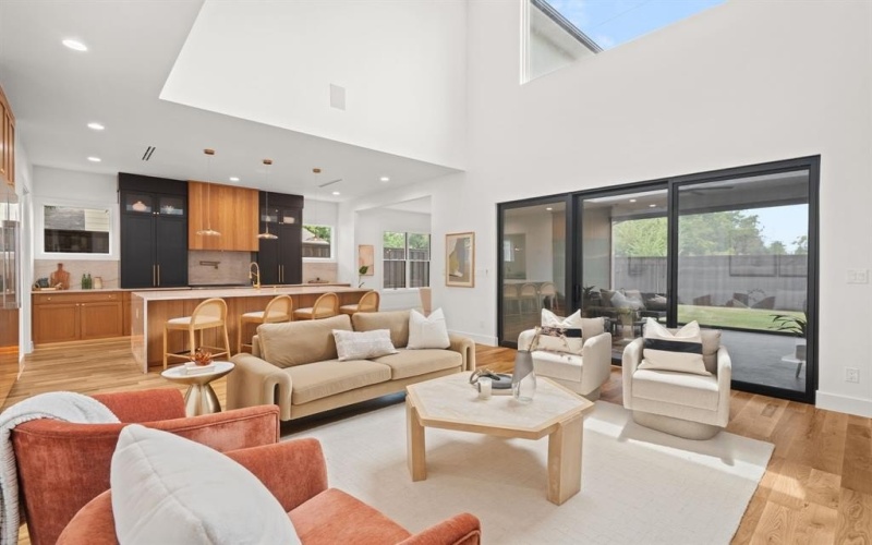 3884 Cortez Drive, Dallas, TX 75220, 5 Bedrooms Bedrooms, ,6 BathroomsBathrooms,Residential,For Sale,3884 Cortez Drive,0,21165559