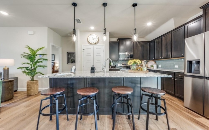 204 Walnut Street, Whitesboro, TX 76273, 3 Bedrooms Bedrooms, ,2 BathroomsBathrooms,Residential,For Sale,204 Walnut Street,0,21165936