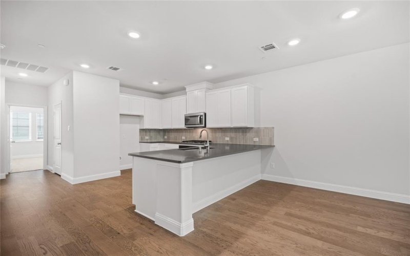 7905 Bayside Drive, Rowlett, TX 75088, 3 Habitaciones Habitaciones , ,3 BañosBaños,Residential,En Venta,7905 Bayside Drive,20517383