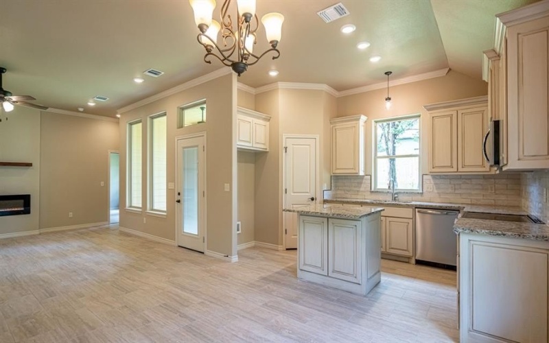 2714 Austin Drive, Granbury, TX 76048, 3 Bedrooms Bedrooms, ,2 BathroomsBathrooms,Residential,For Sale,2714 Austin Drive,0,21166093