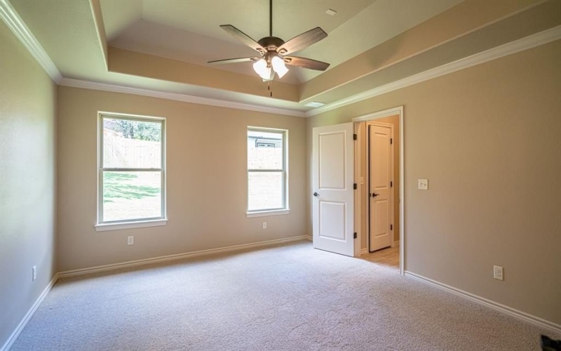 2714 Austin Drive, Granbury, TX 76048, 3 Bedrooms Bedrooms, ,2 BathroomsBathrooms,Residential,For Sale,2714 Austin Drive,0,21166093