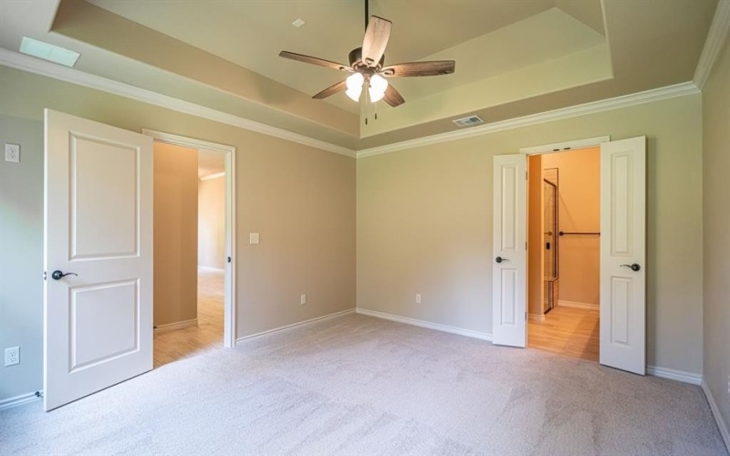 2714 Austin Drive, Granbury, TX 76048, 3 Bedrooms Bedrooms, ,2 BathroomsBathrooms,Residential,For Sale,2714 Austin Drive,0,21166093