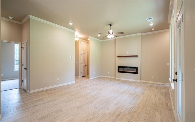 2714 Austin Drive, Granbury, TX 76048, 3 Bedrooms Bedrooms, ,2 BathroomsBathrooms,Residential,For Sale,2714 Austin Drive,0,21166093