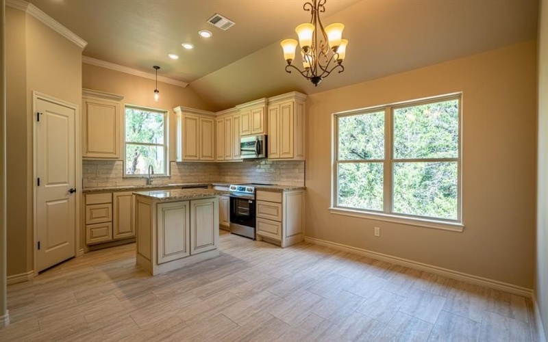 2714 Austin Drive, Granbury, TX 76048, 3 Bedrooms Bedrooms, ,2 BathroomsBathrooms,Residential,For Sale,2714 Austin Drive,0,21166093