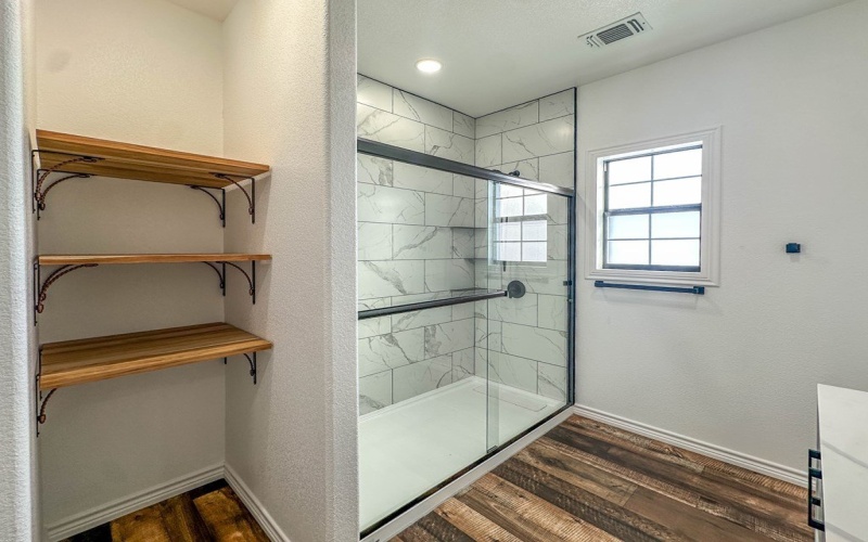 1706 Fox Ln, Brownfield, TX 79316, 3 Bedrooms Bedrooms, ,2 BathroomsBathrooms,Residential,For Sale,1706 Fox Ln,0,165984